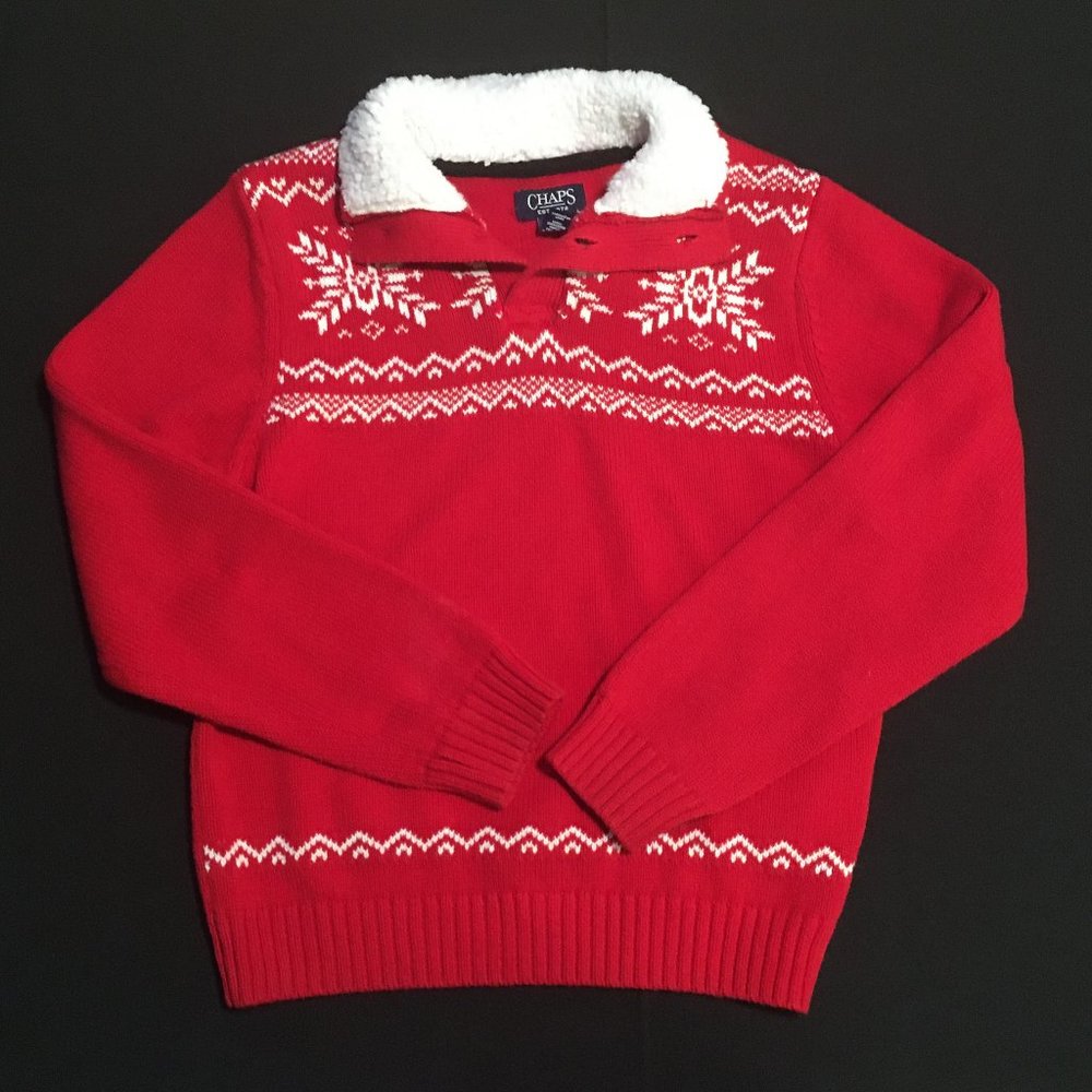 Red Chaps Boys Sweater with faux Fur - Size XS (6/7)